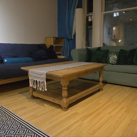 Apartamento Cosy N Comfy Flat In Historic Heart Of Edimburgo Exterior foto