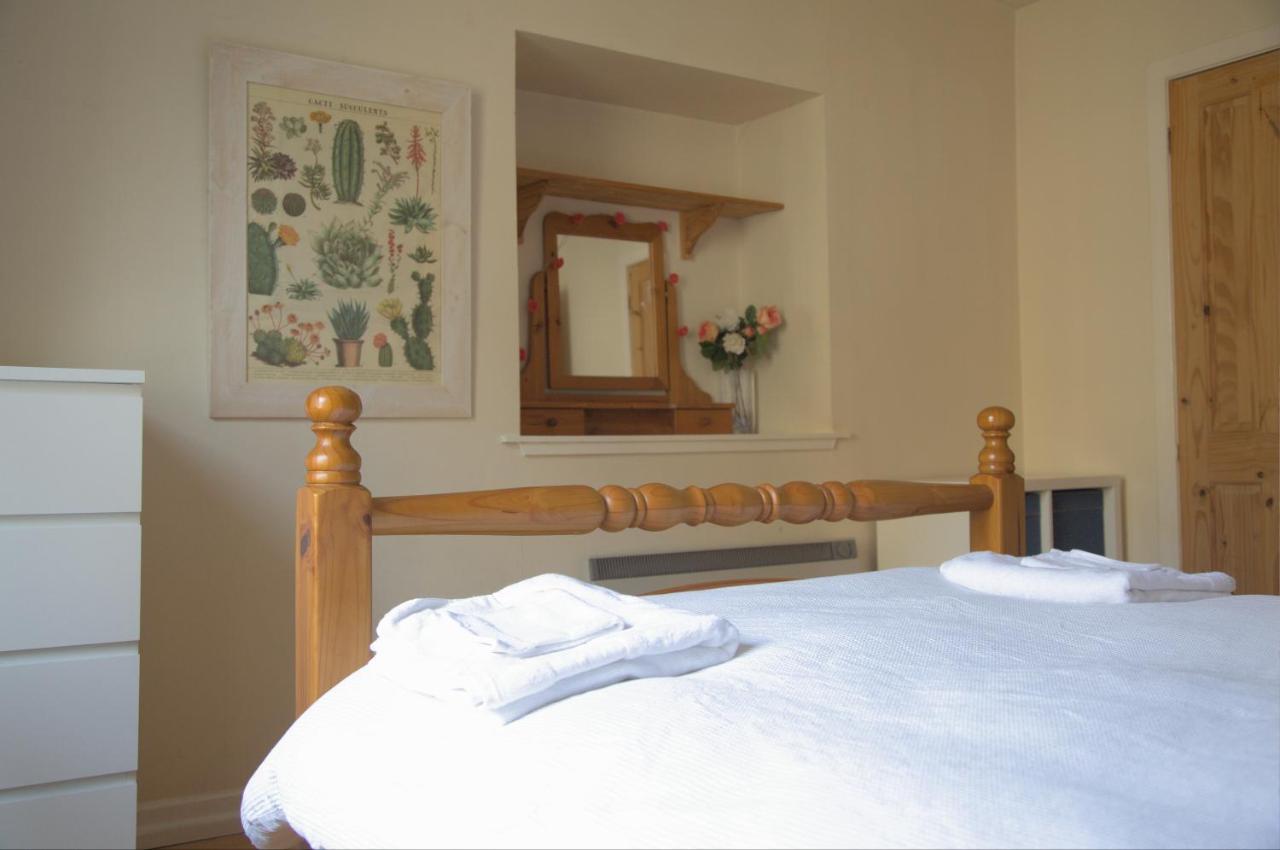 Apartamento Cosy N Comfy Flat In Historic Heart Of Edimburgo Exterior foto
